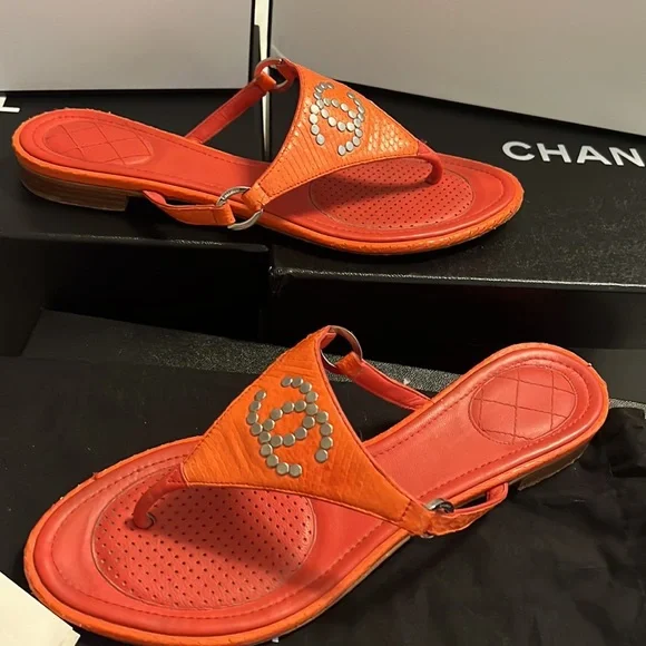 Authentic Chanel logo mules - Picture 16 of 16